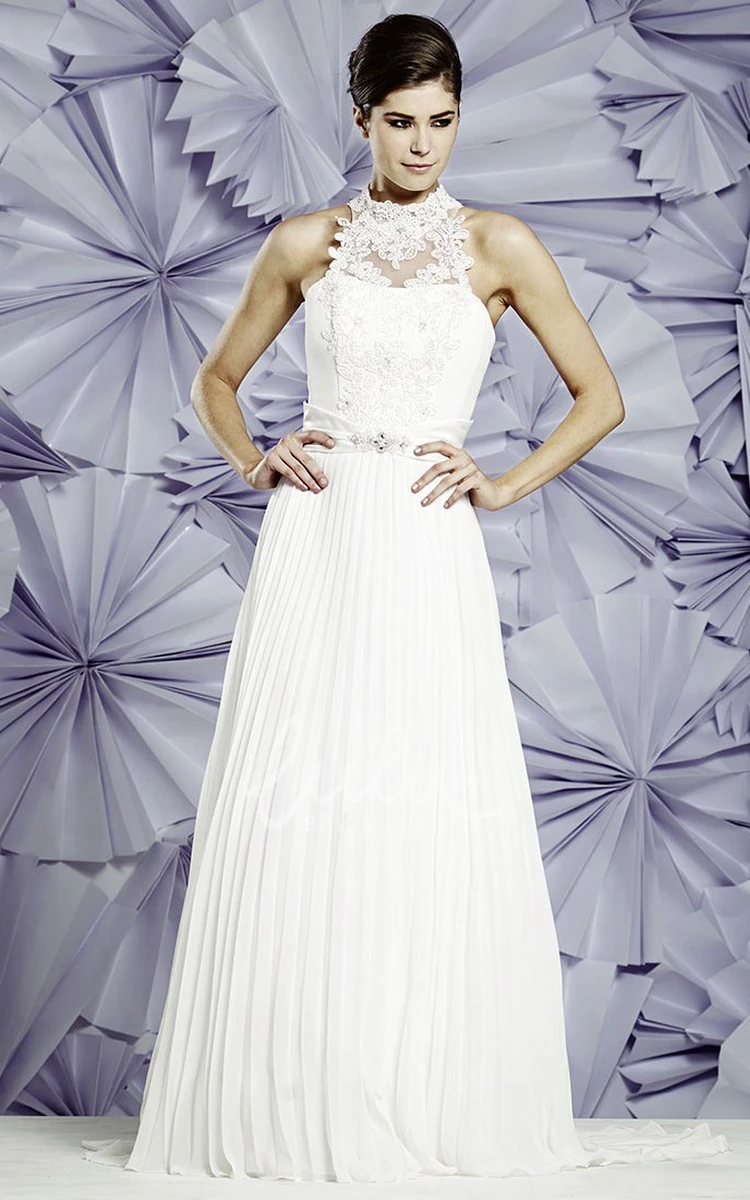 A-Line Floor-Length Appliqued Chiffon Wedding Dress With Pleats Classic Wedding Dress