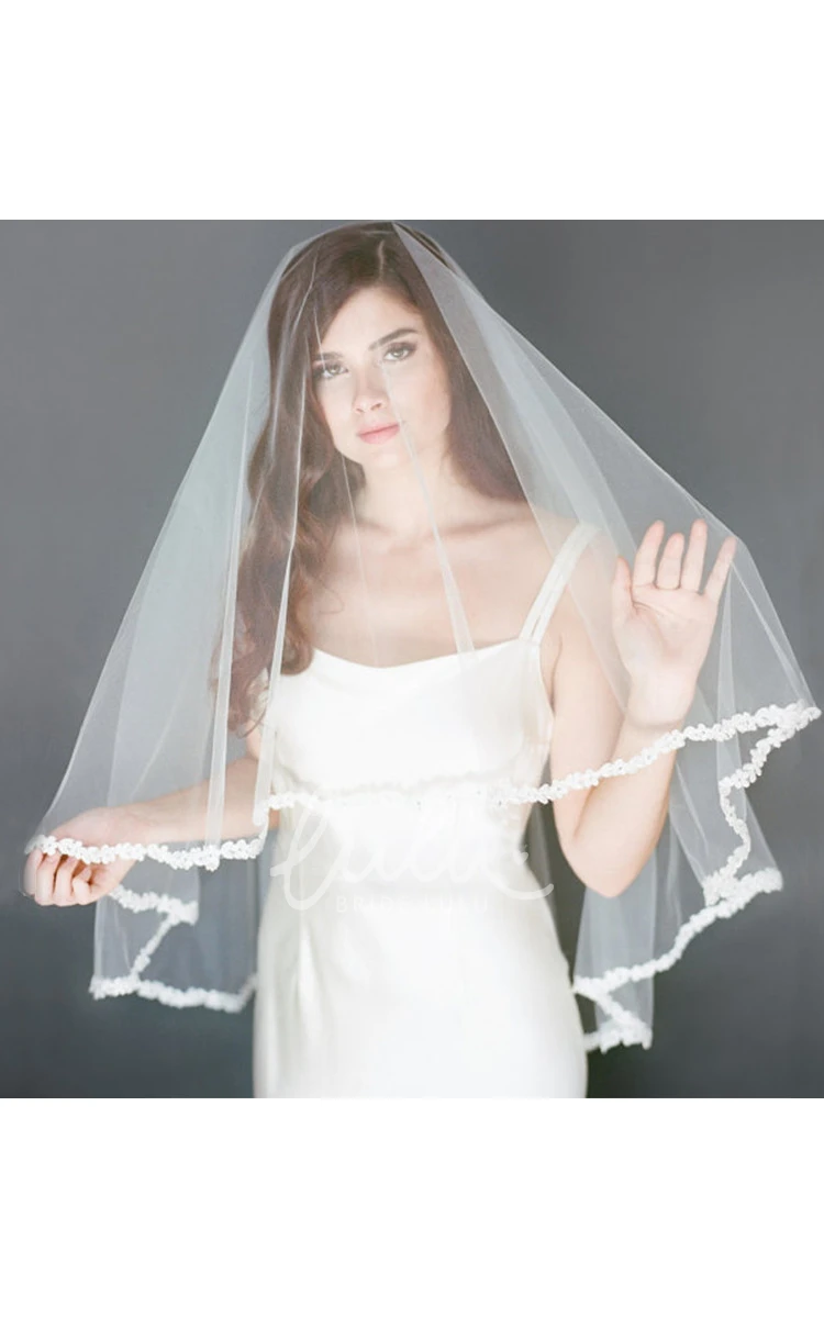 Fingertip Length Tulle Wedding Veil with Lace Applique