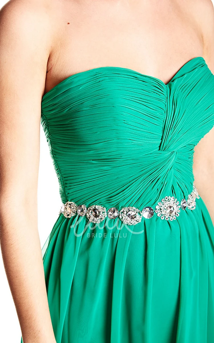 Maxi Chiffon Prom Dress with Sweetheart Neckline and Ruched Sleeveless Design