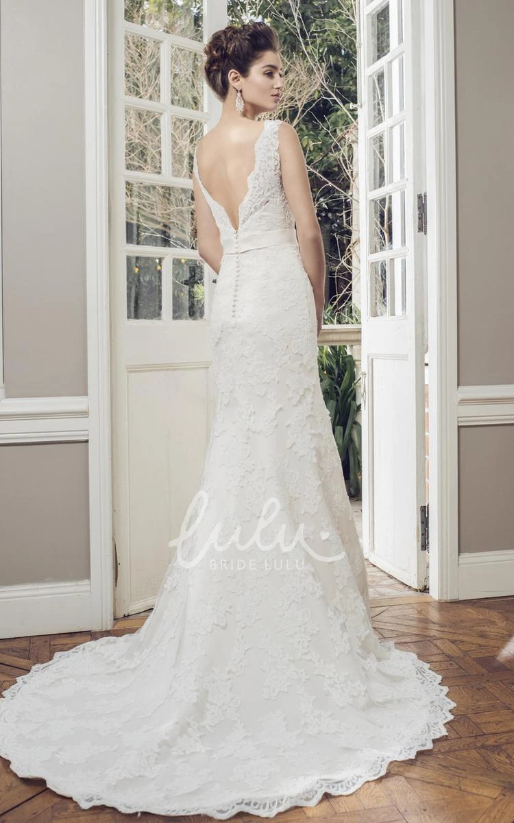 Appliqued Sleeveless V-Neck Ball-Gown Wedding Dress with Jewellery Classic Bridal Gown