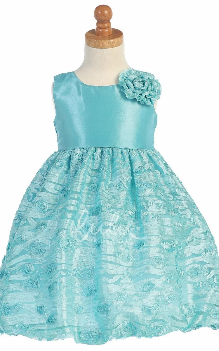 Empire Tiered Tulle Flower Girl Dress with Floral Embroidery Tea-Length Unique